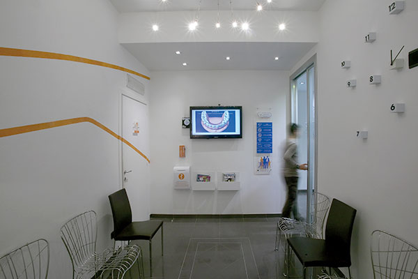 sala attesa cliniche dental quality